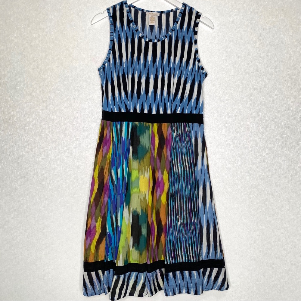 KLOZLYNE Blue Geometric Print Fit & Flare Dress
